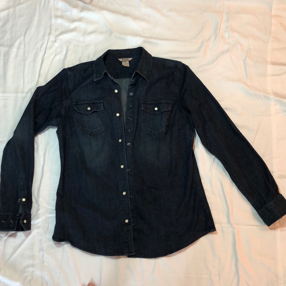 Denim shirt